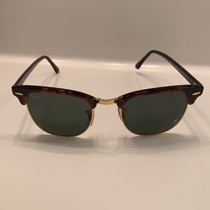 Rayban Clubmaster classic